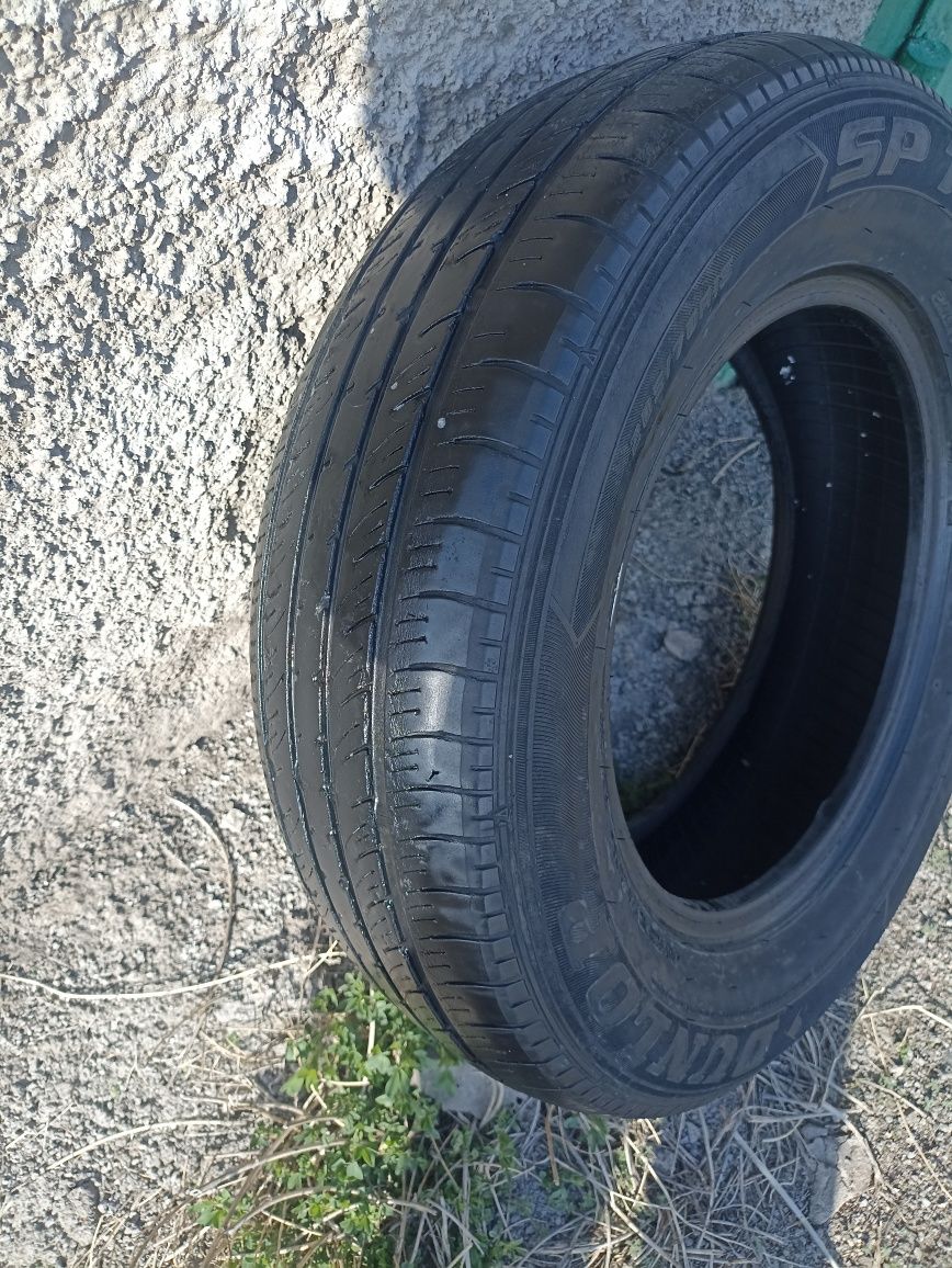 Продам шину DUNLOP 205/70/15