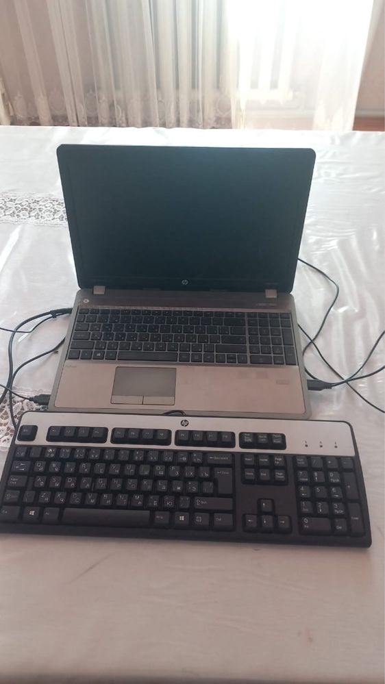 Ноутбук hp срочно продам