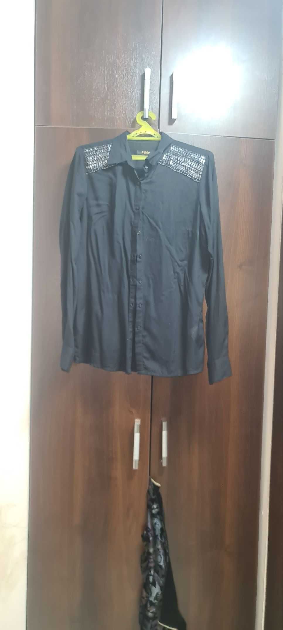 рубашка женская продам за все 4000