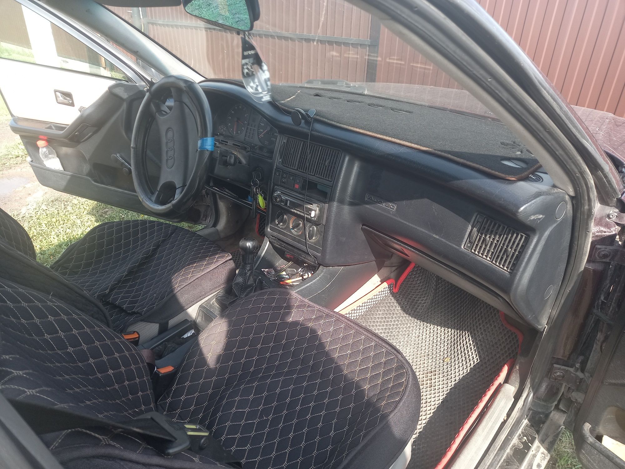 Audi b4 1992 срочно продам