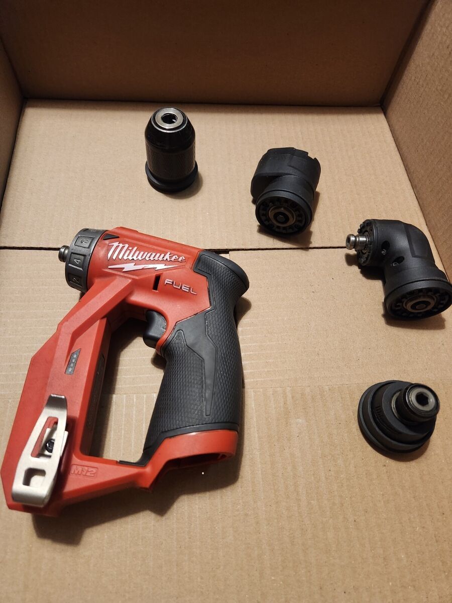 Milwaukee дрель-шуруповерт M12 FDDXKIT-0X