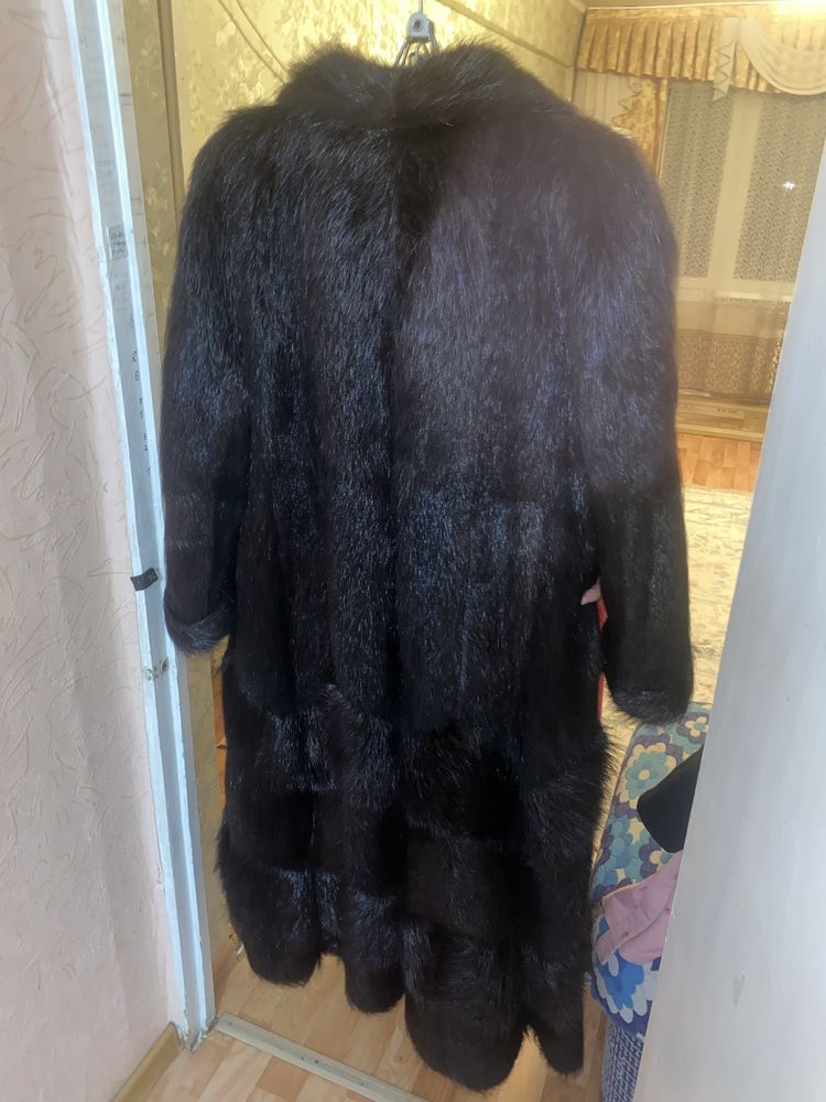 продам шубу (нутрия)