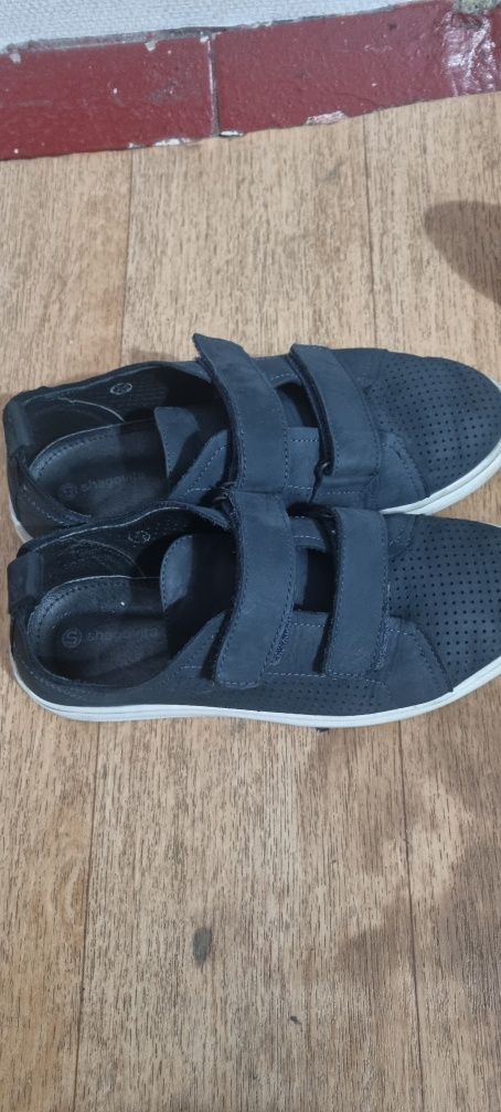 Продам обувь школьная осенняя, туфли