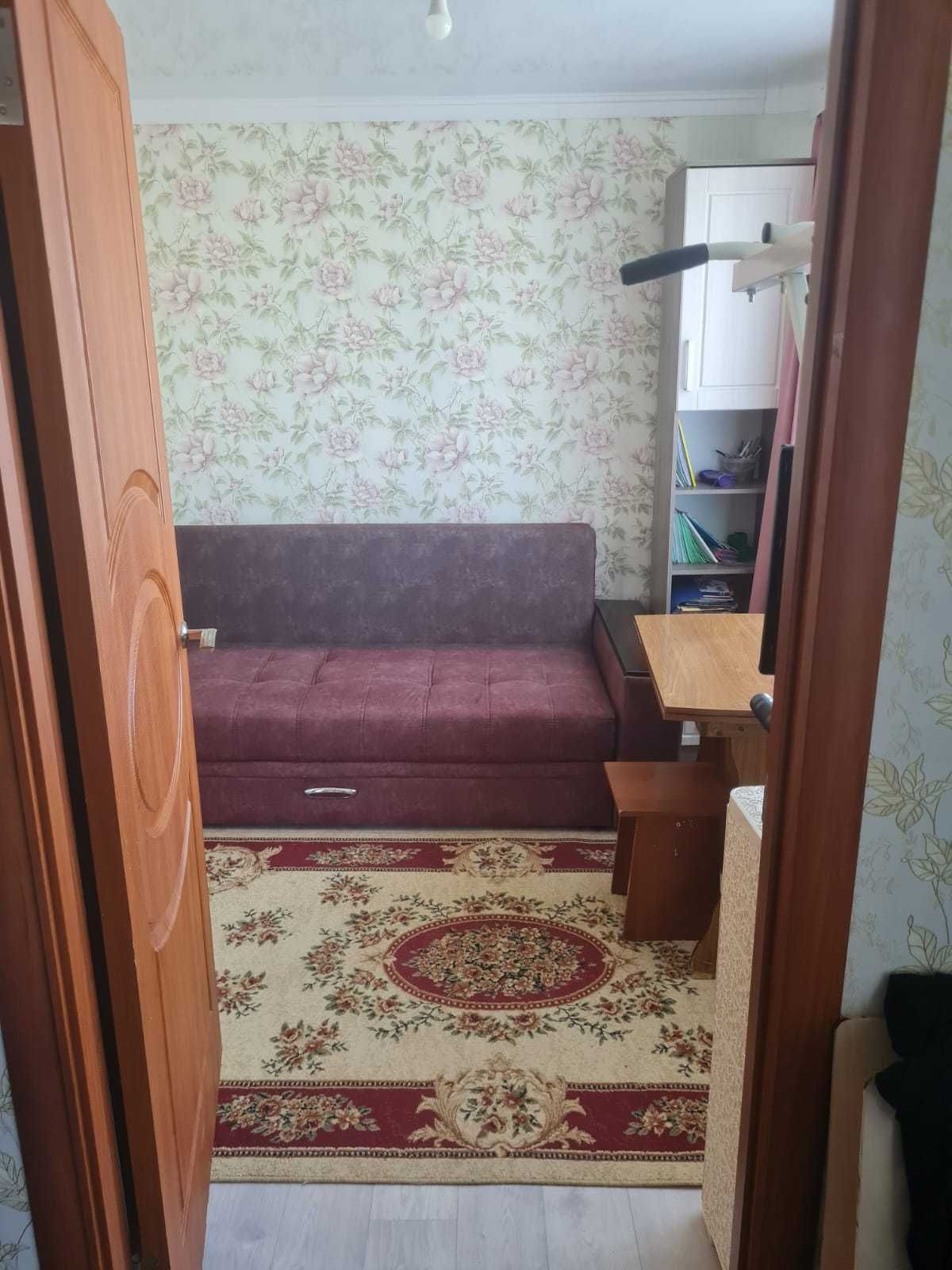 Сатылымда 4 бөлмелі пәтер Абай даңғылы 52, Продается 4х комнатная кв.