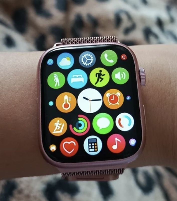Продам смарт часы под apple watch