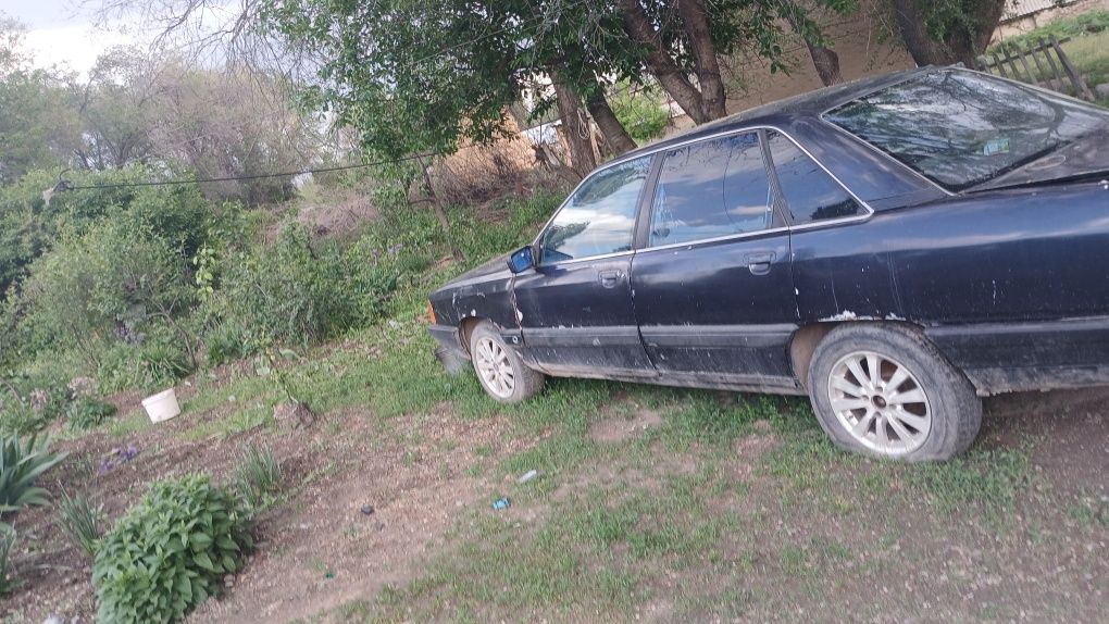 Продам ауди 100 c3 на ходу