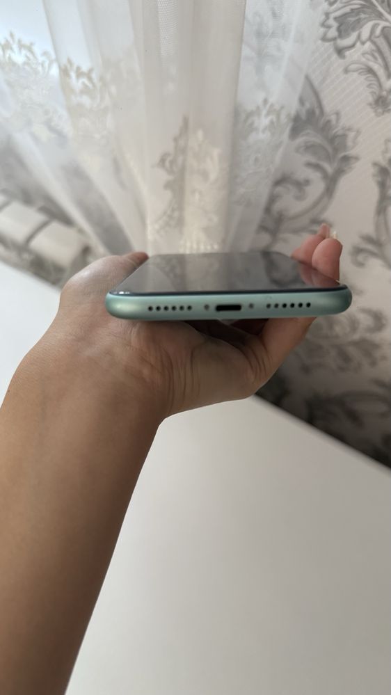iphone 11 (76%)полный комплект