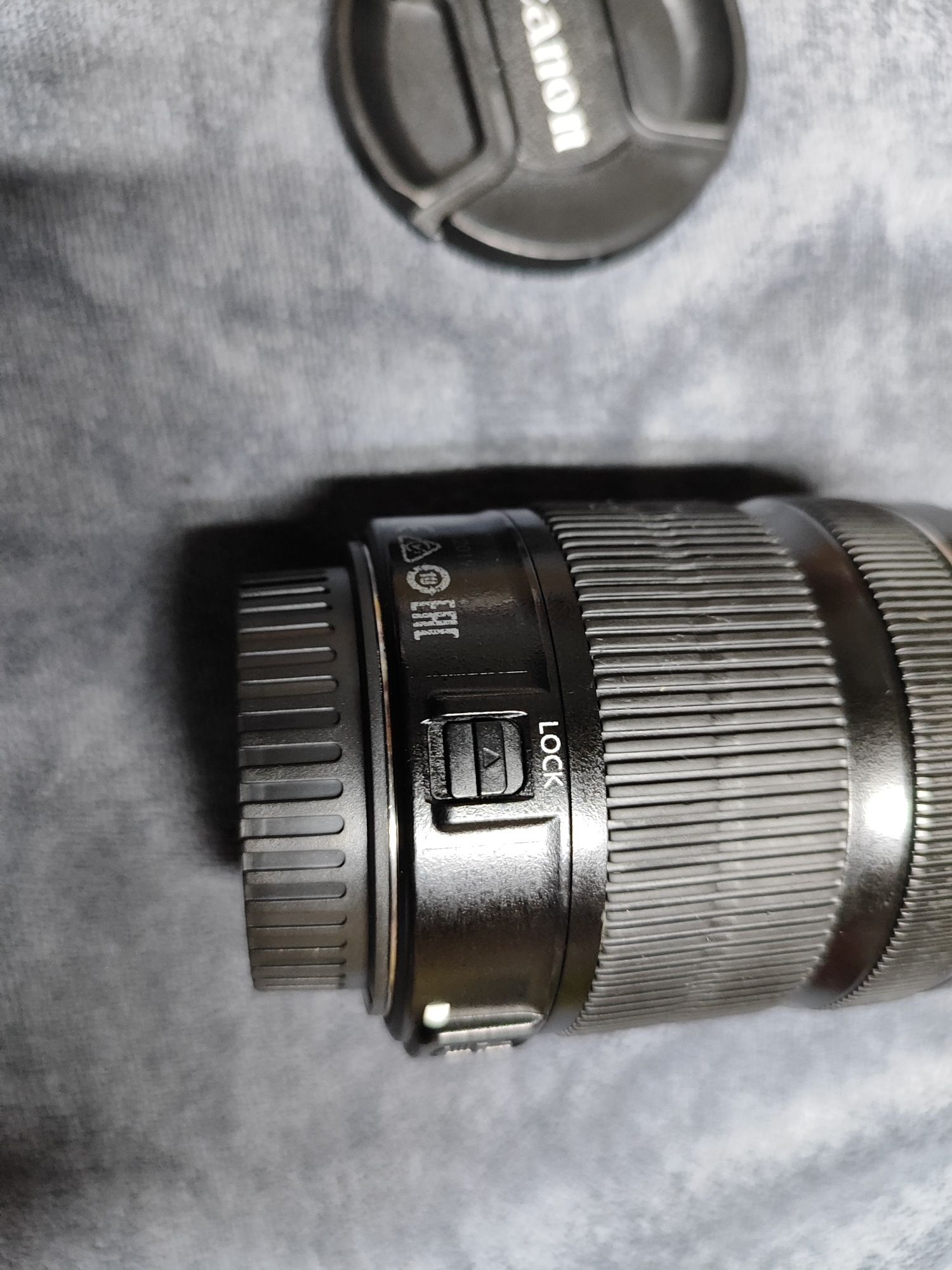 Объектив Canon EF-S 18-135mm IS STM