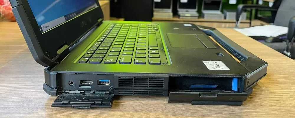 Защищенный DELL RUGGED 5414. Core i7 6600U -2.6-3.4 GHZ. 4/512 GB