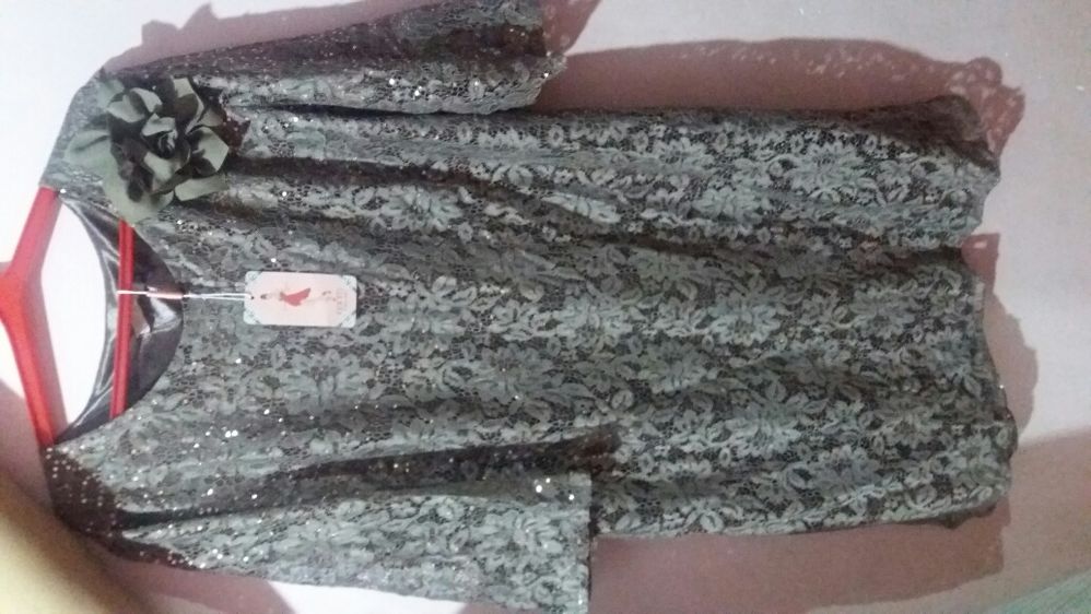 Платье с блеском