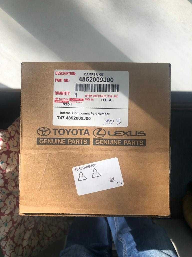 Передняя стойка на Toyota Avalon