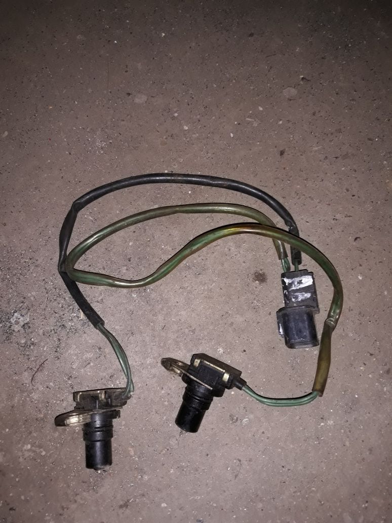 Датчик коленвала опель 1.8 2.5