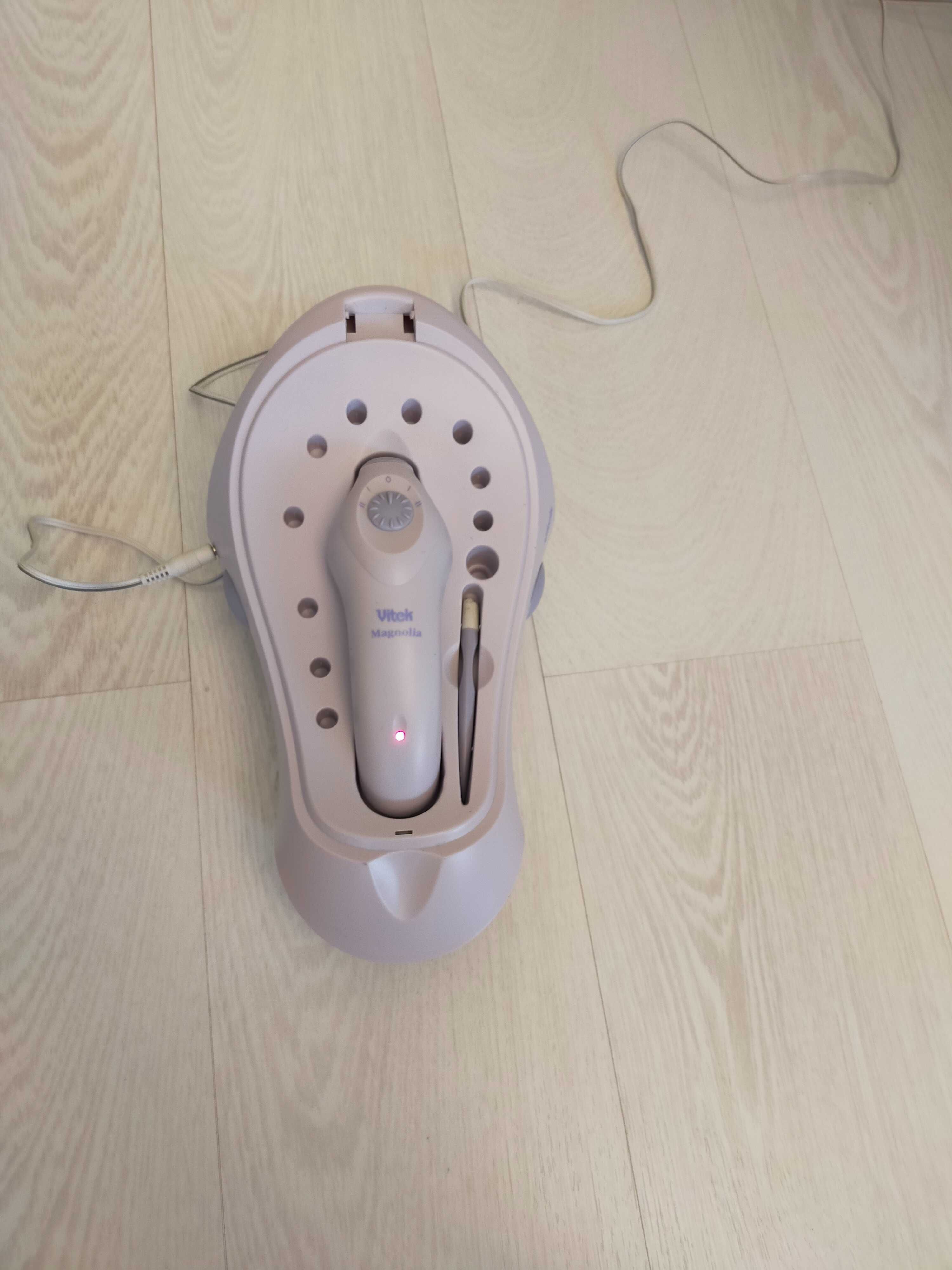 Маникюрный набор VITEK VT-2201 VT Magnolia