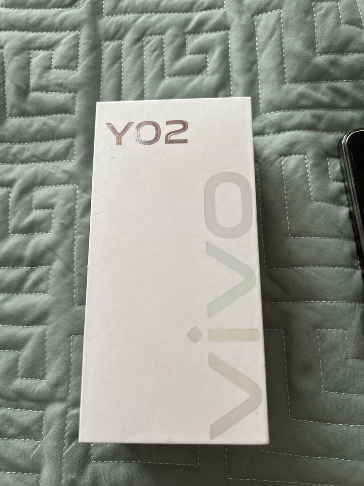 Смартфон vivo V2217