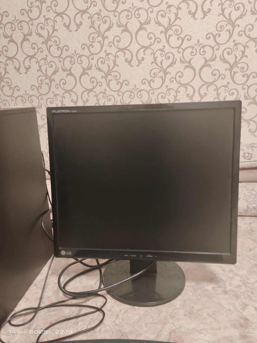 Продам компьютер б/у в хорошем состоянии