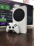 Xbox Series S в идеальном состоянии + гарантия