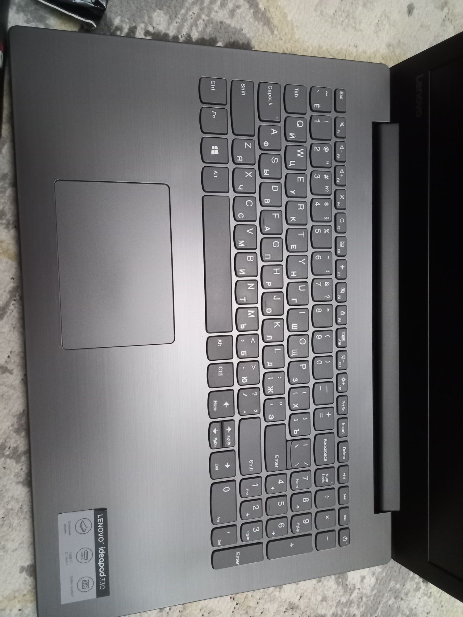 Почти новый ноутбук SSD128GB + HDD1000GB