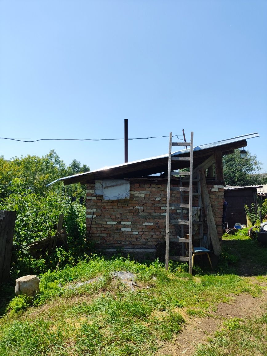 Продам дом на разбор