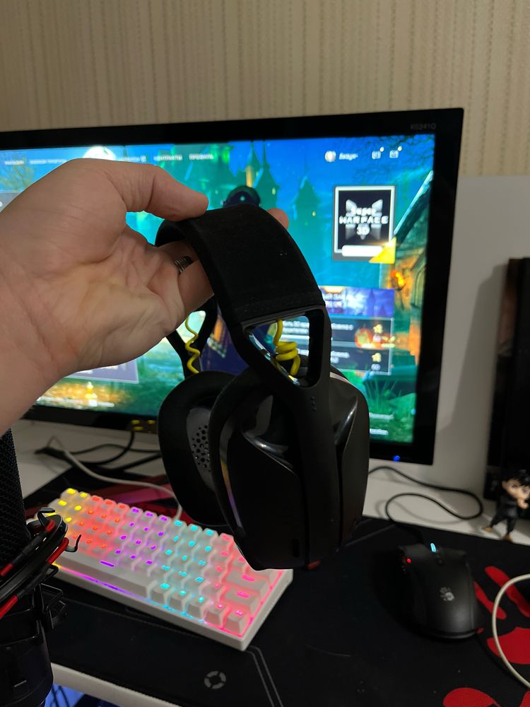 Продам Logitech 435