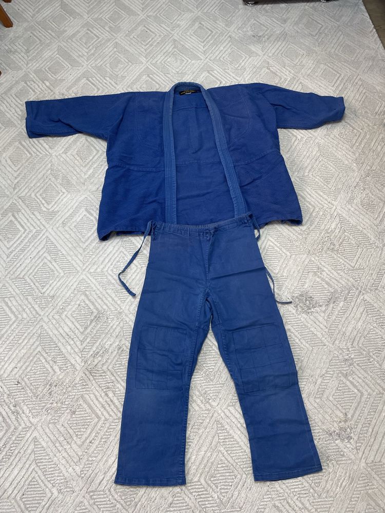 продам кимоно рашгард