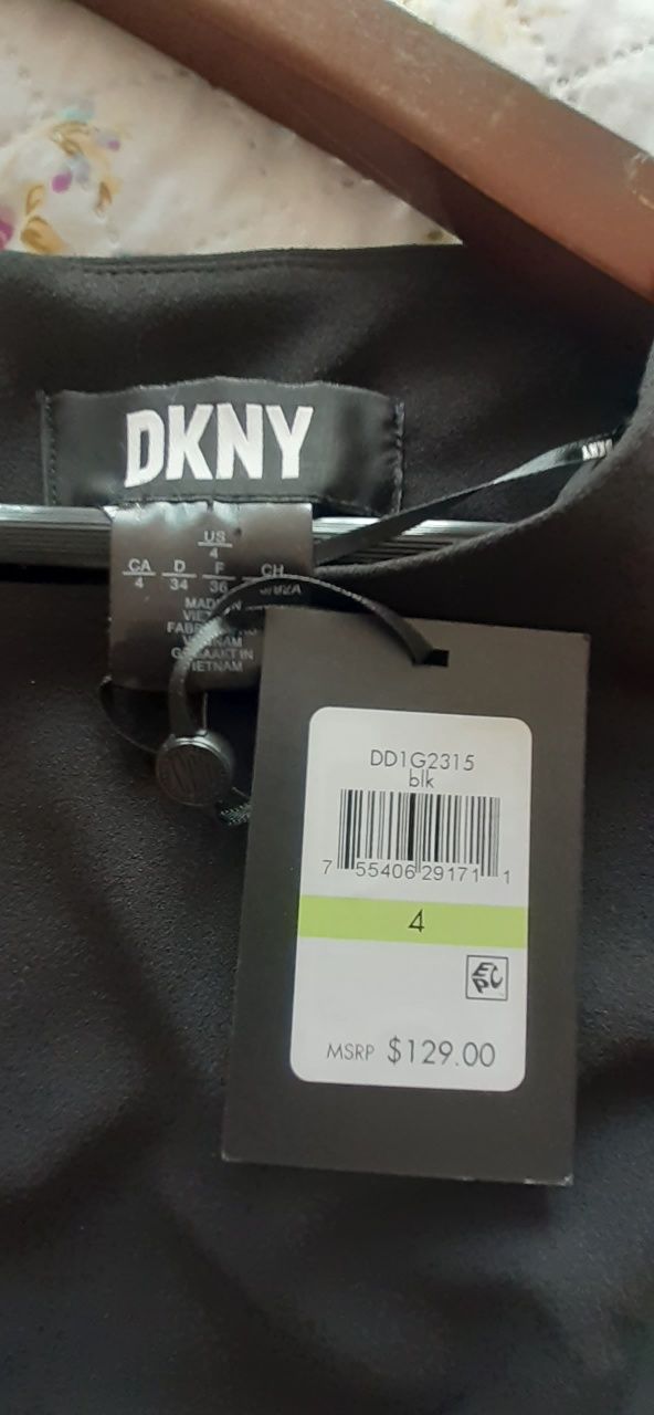 Коктейльное платье DKNY, 42-44 размер