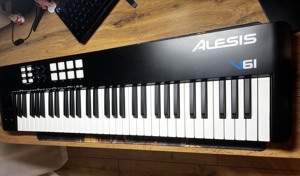Midi клавиатура Alesis V61 MKII (Mk2)