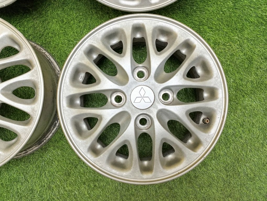 Диски R14 4×114.3 на Mitsubishi и другие.