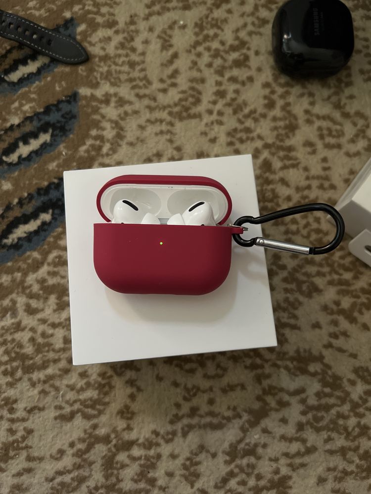 Продам airpods pro в идеальном состоянии