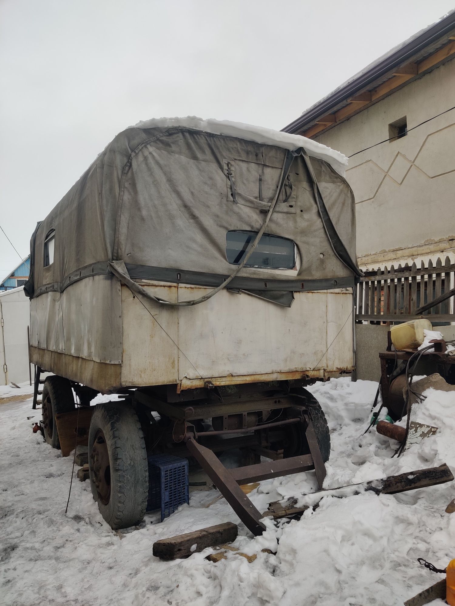 Вагончик на колесах