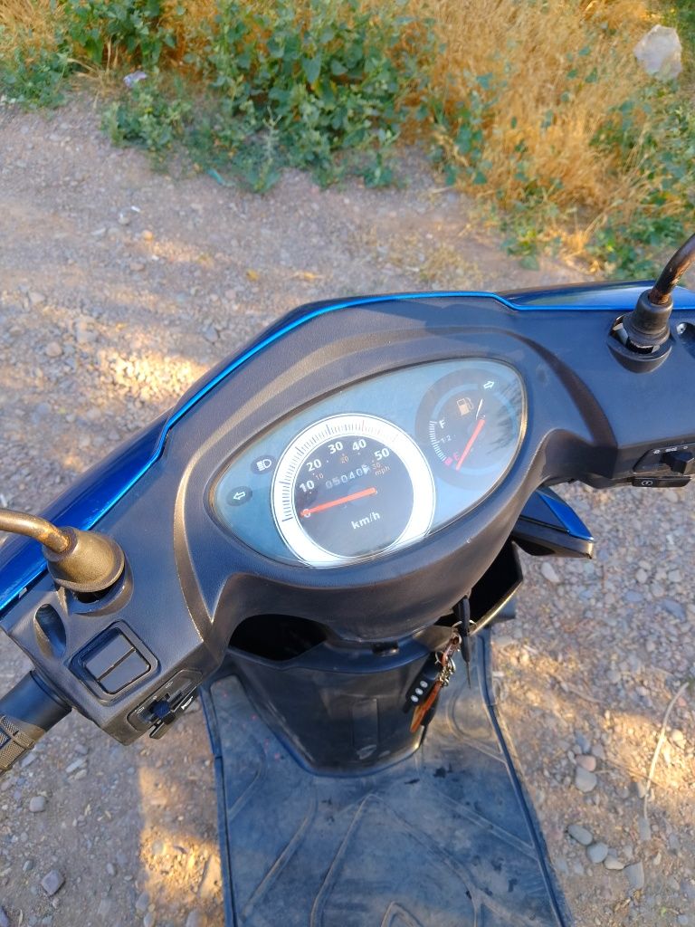 М8 сатылады 100к