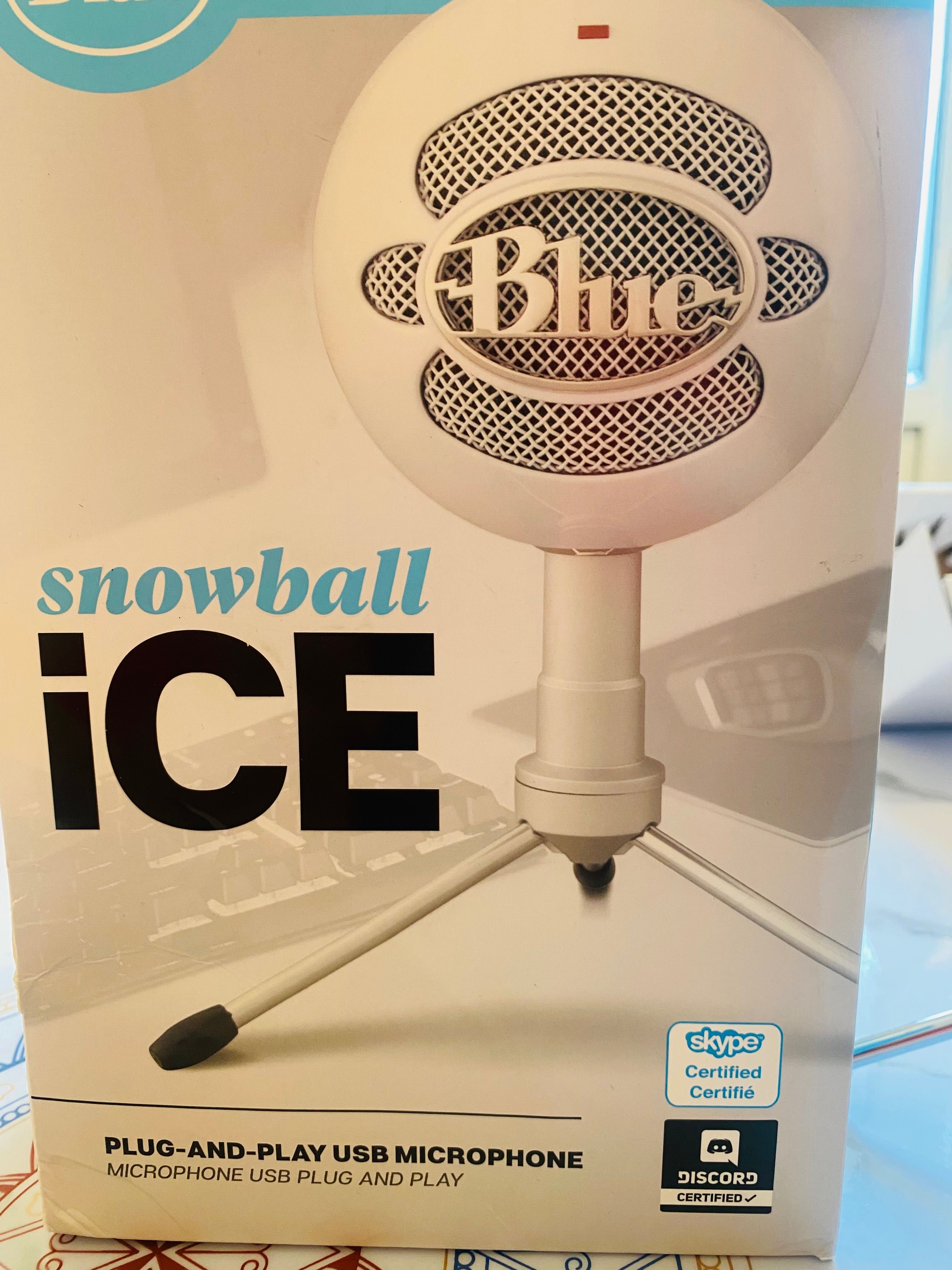 Срочно продам usb микрофон Snowball ice blue