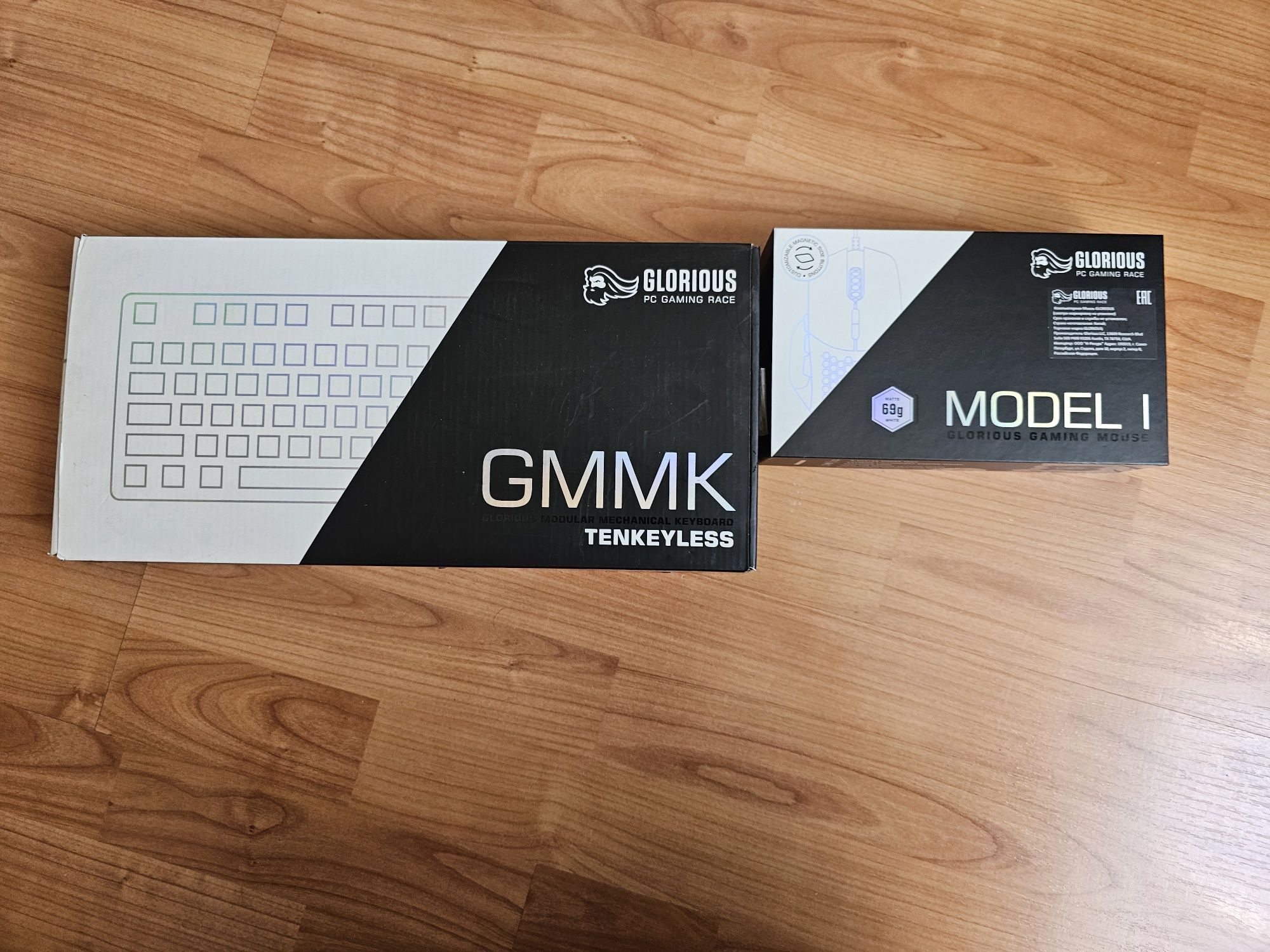 Продам клавиатуру и мышь Glorious, а также монитор 27