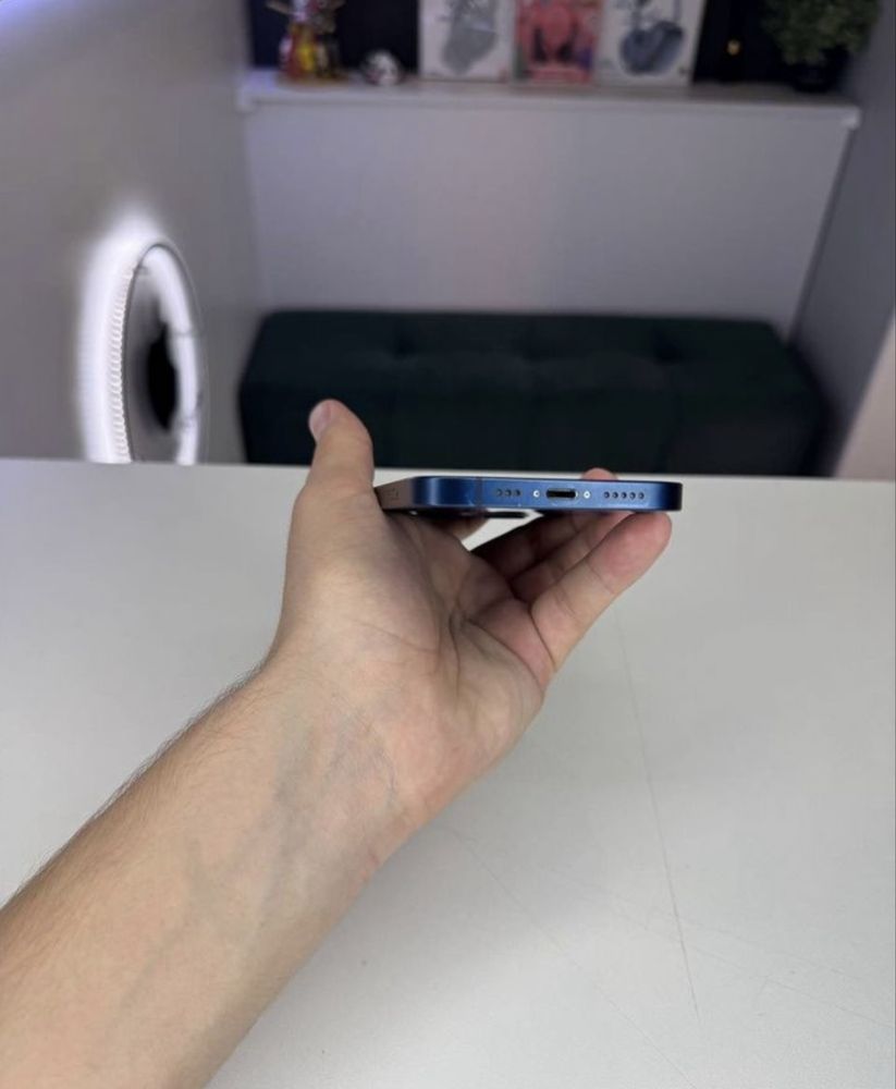 iPhone 12 64GB (Blue)
