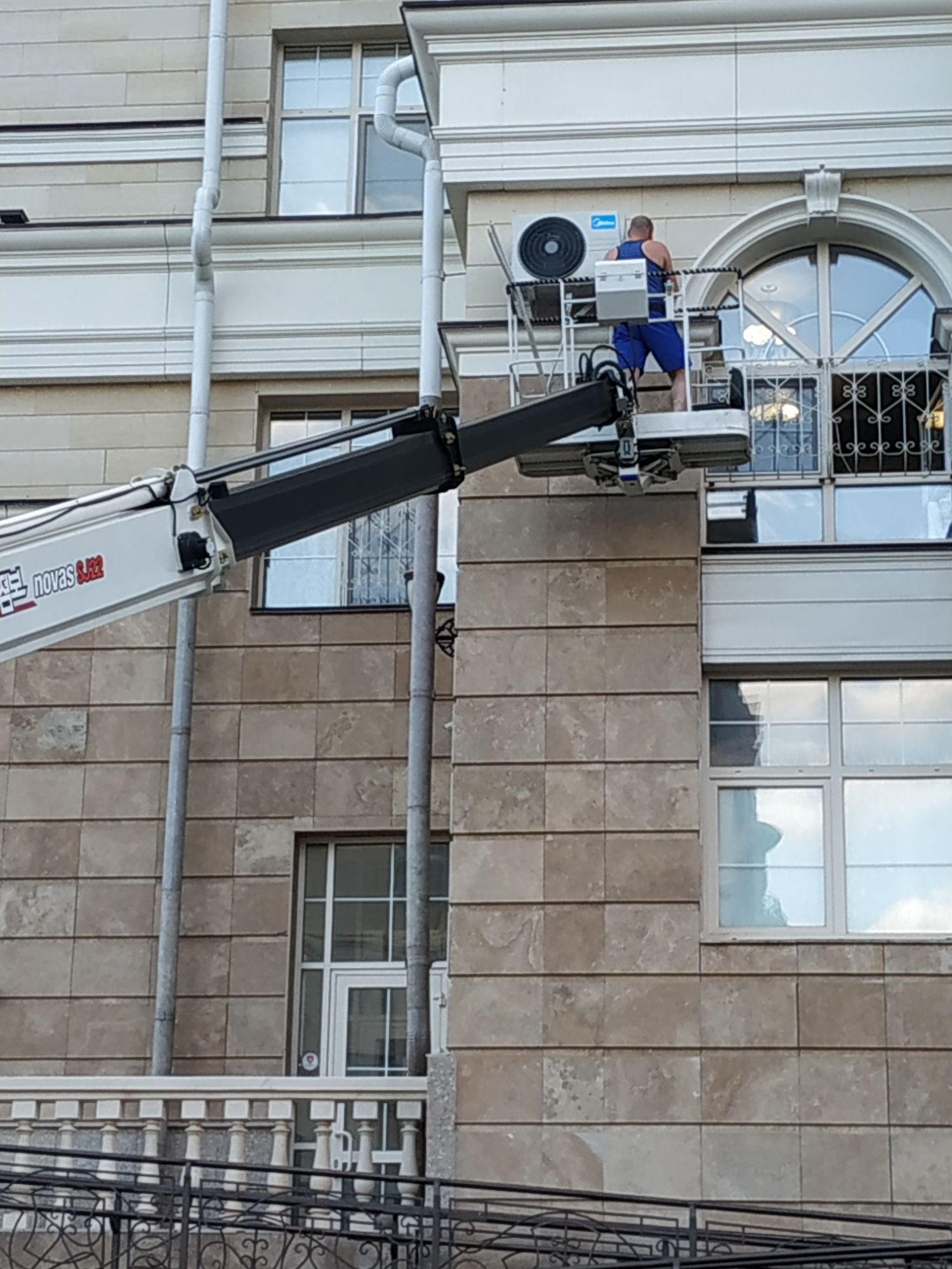 Установка с пылесосом, заправка чистка, продажа кондиционеров в Астане