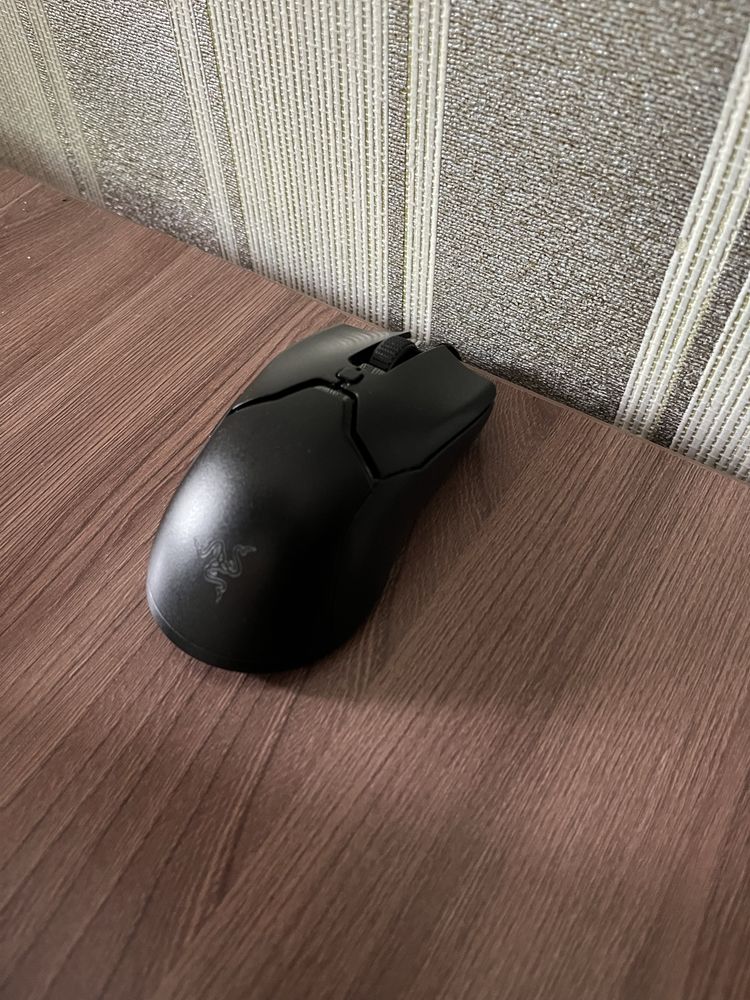 Продаю Razer viper mini  Торг есть!!! СРОЧНО