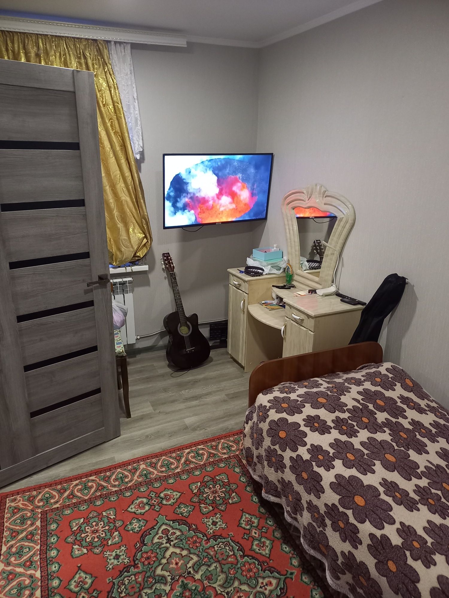 Продам дом в Шахтерском или обмен на 4хком.квартиру