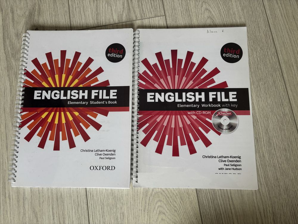 Учебник English File