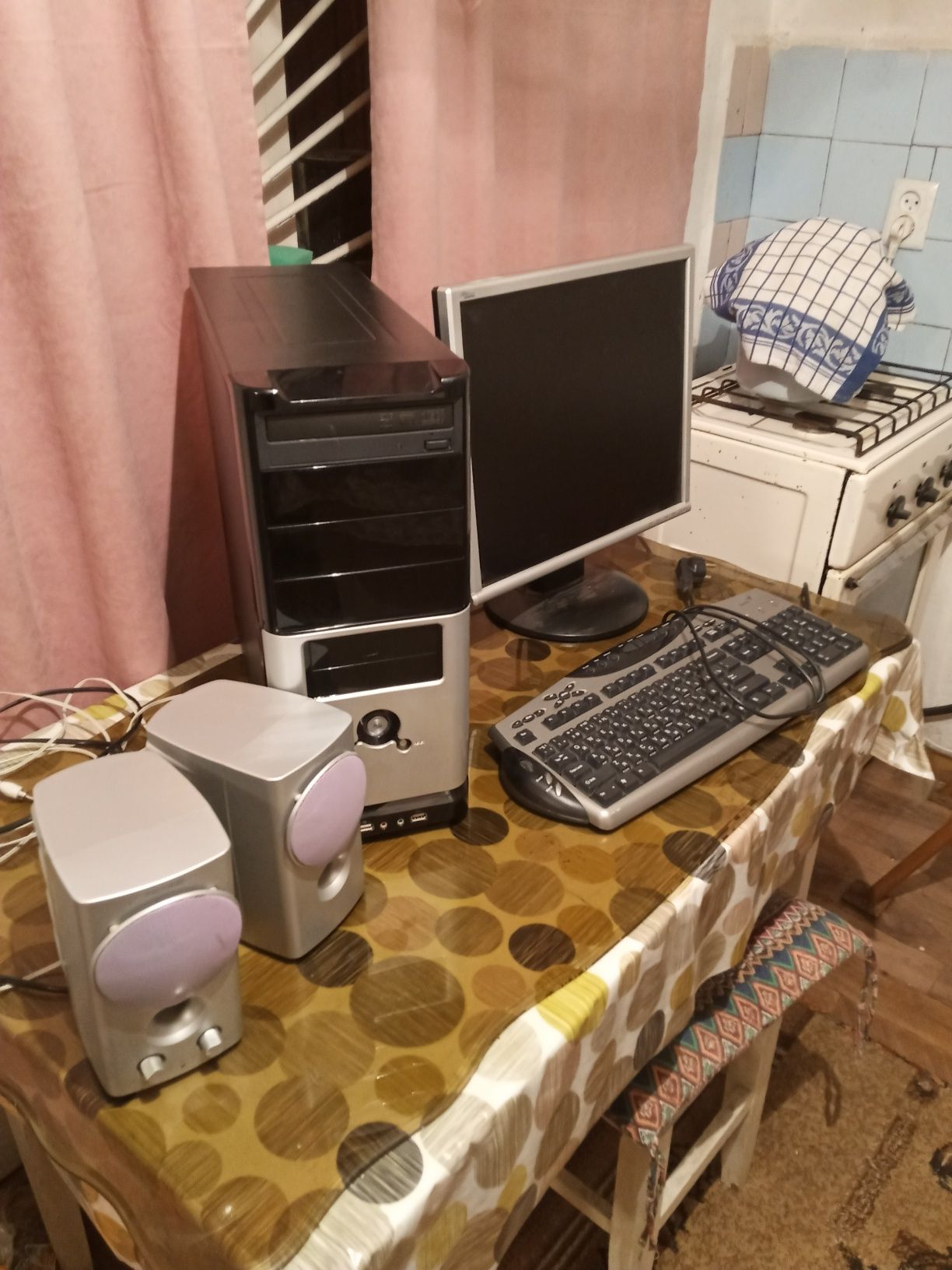 Продам небольшой компьютер