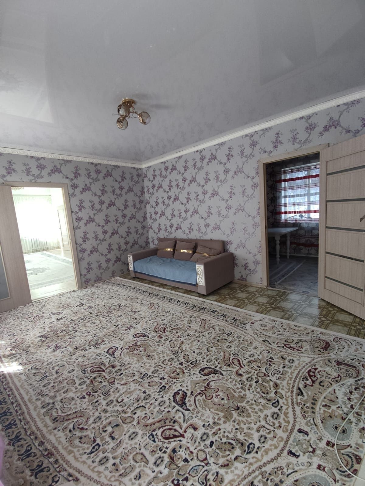 СРОЧНО!!! Продам дом, р-н Курмыш, общая площадь 183 кв.м., жилая 114,4