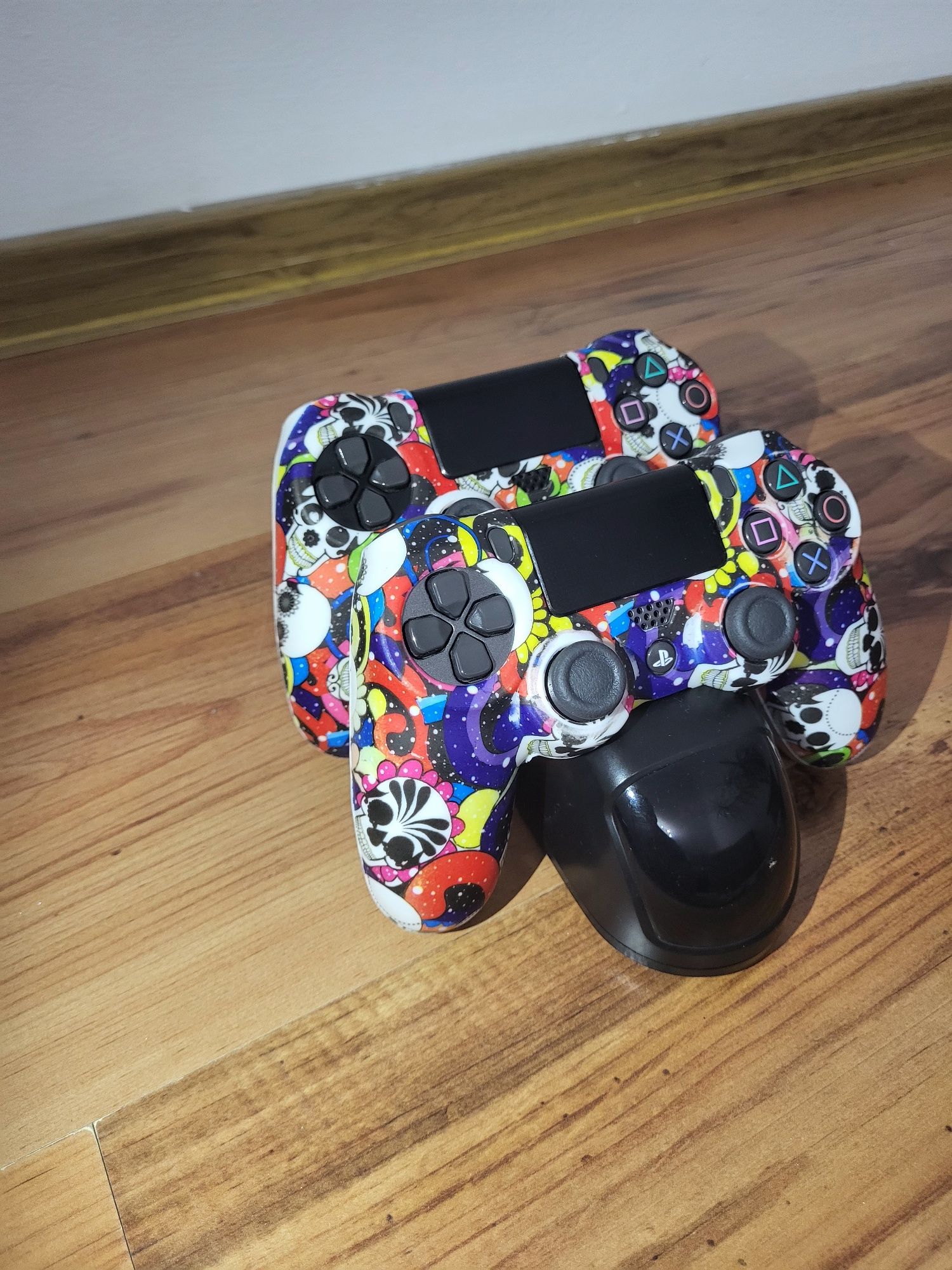 PlayStation 4 slim на 512 gb
