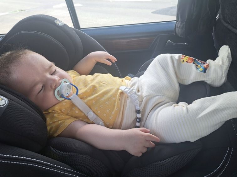 Автокресло Ining baby KRC001 0/1/2/3 (до 36 кг) ISOFIX два цвета