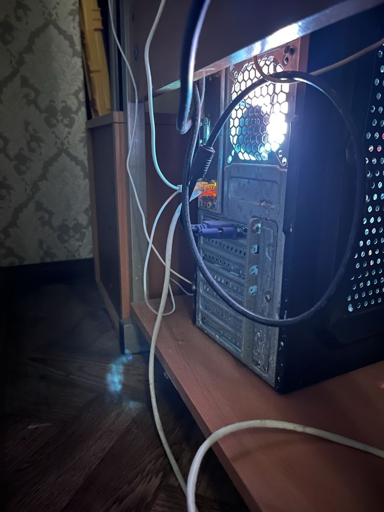 Компьютер + стол