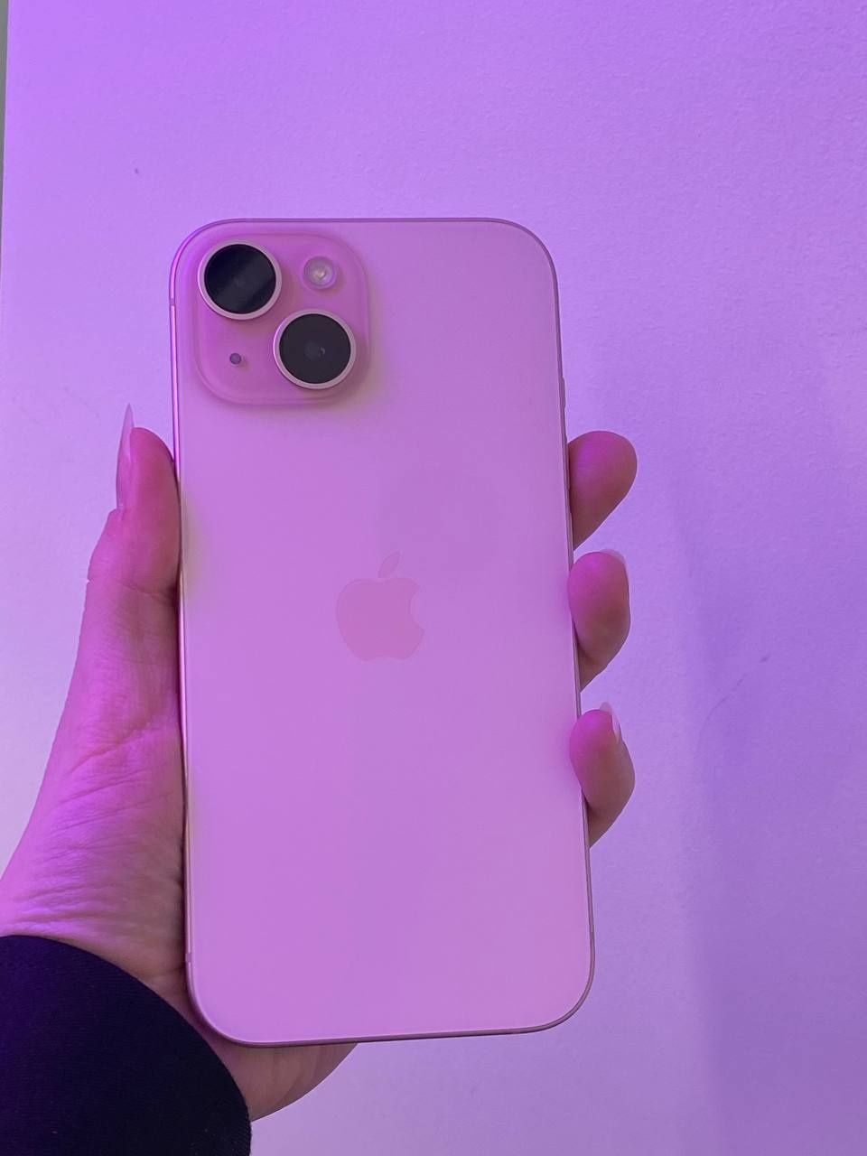 Продам Iphone 15 (128)