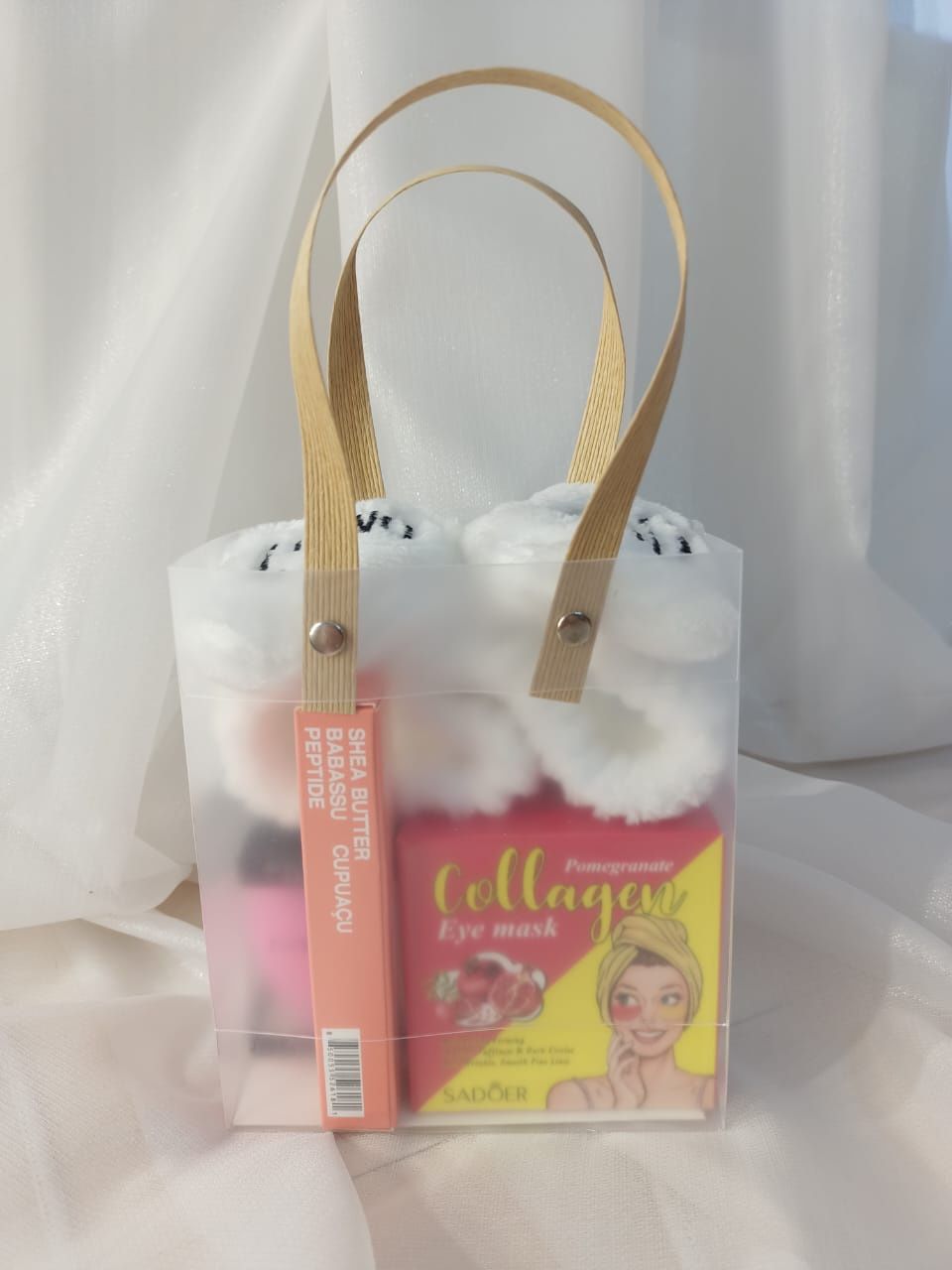 Косметика для девушек