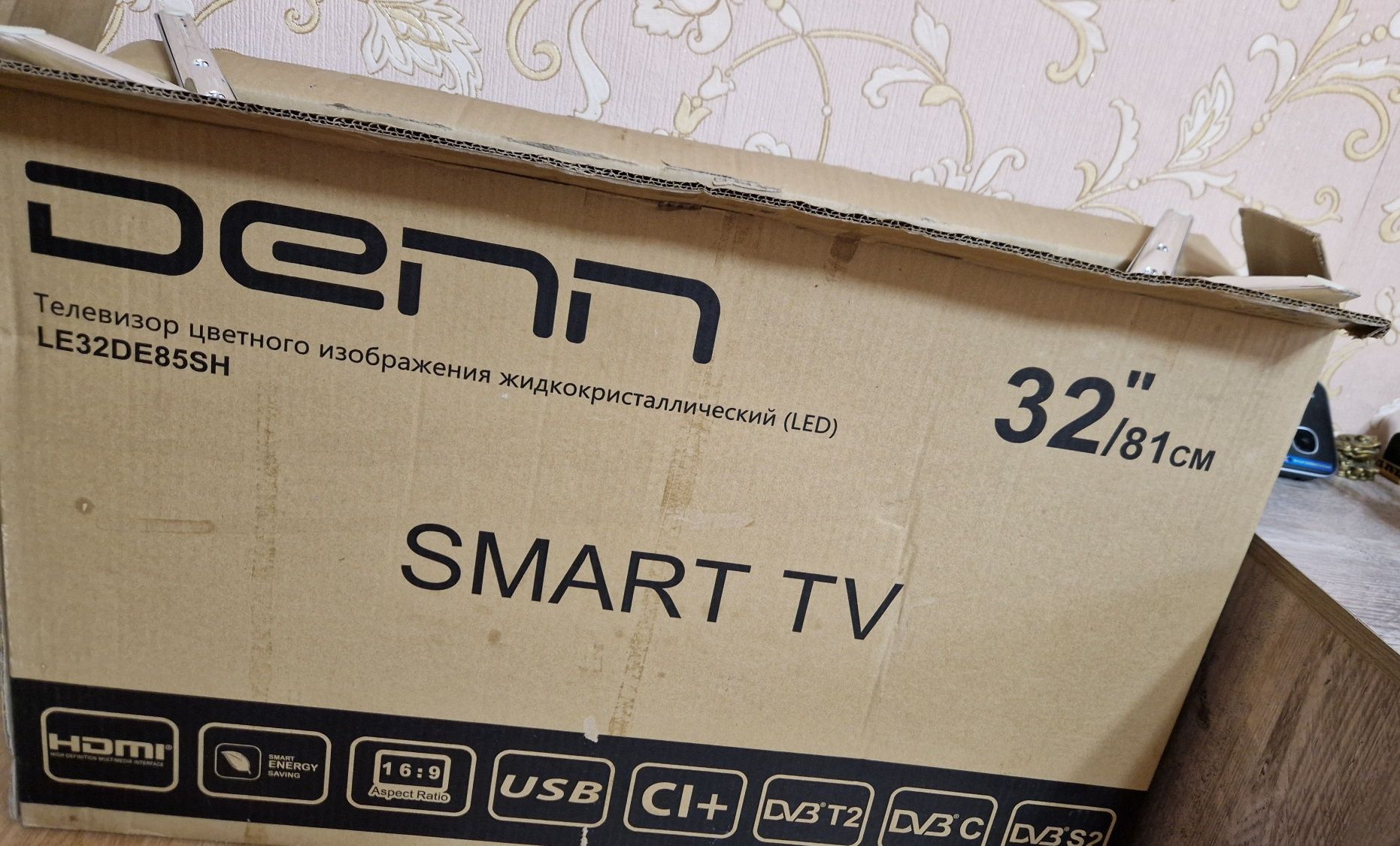 Смарт телевизор Denn 80 см