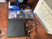 PS4 Slim 1 ТБ + 2 геймпада + 53 игр + 3 диск