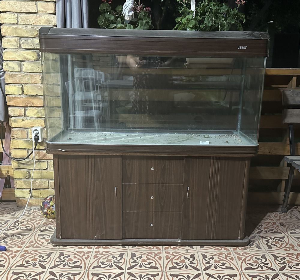 Аквариум заводской Jebo