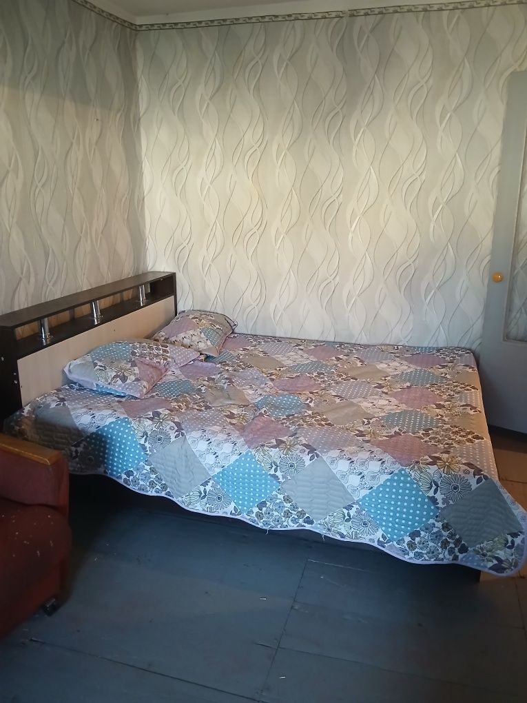 Кровать двуспальная