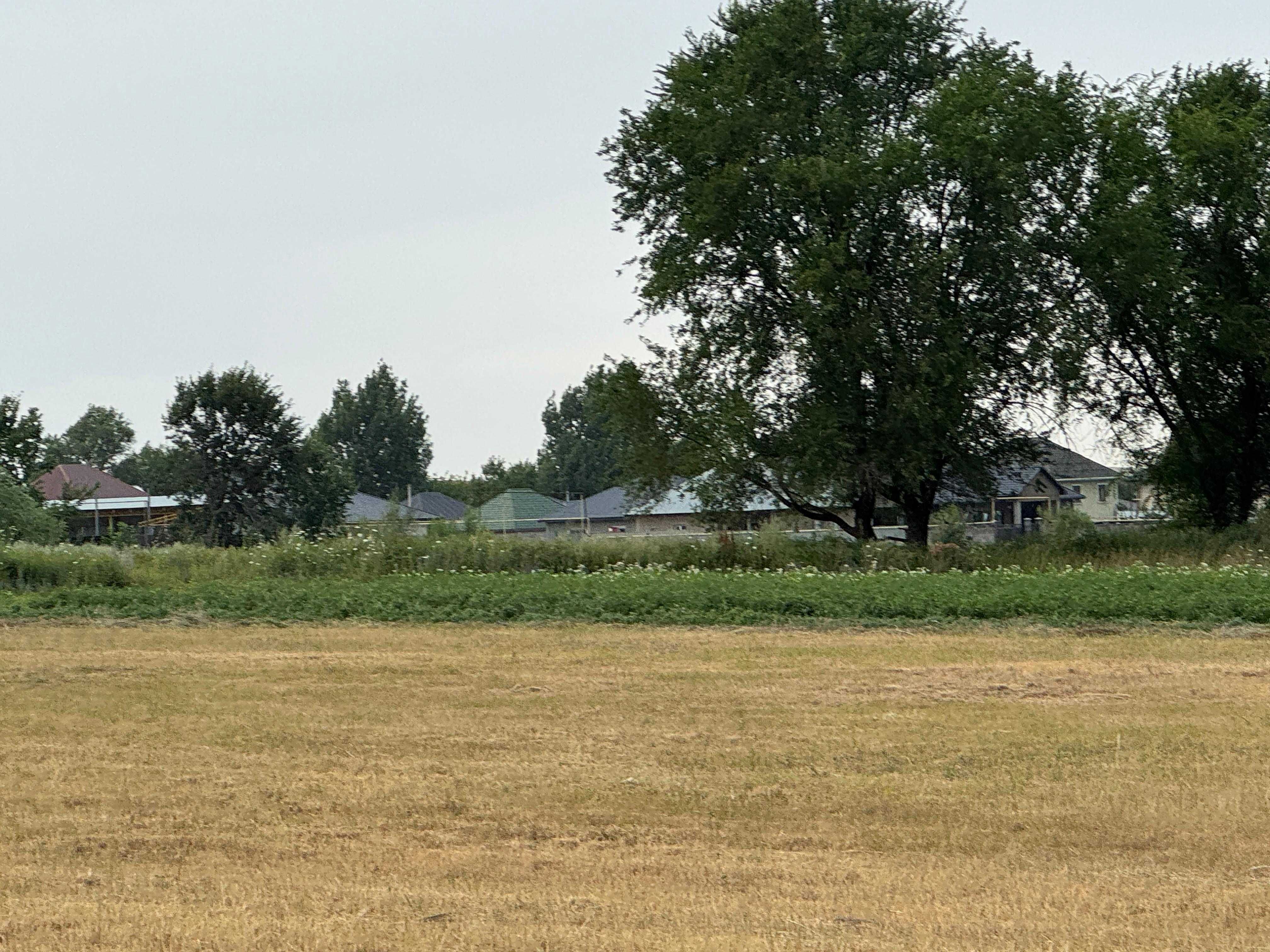 Продам участки в центре Каскелена от 4 до 6 соток