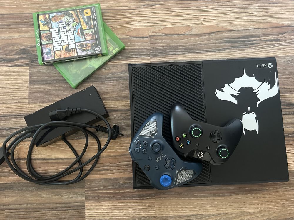 Xbox one прадаю в идеалке